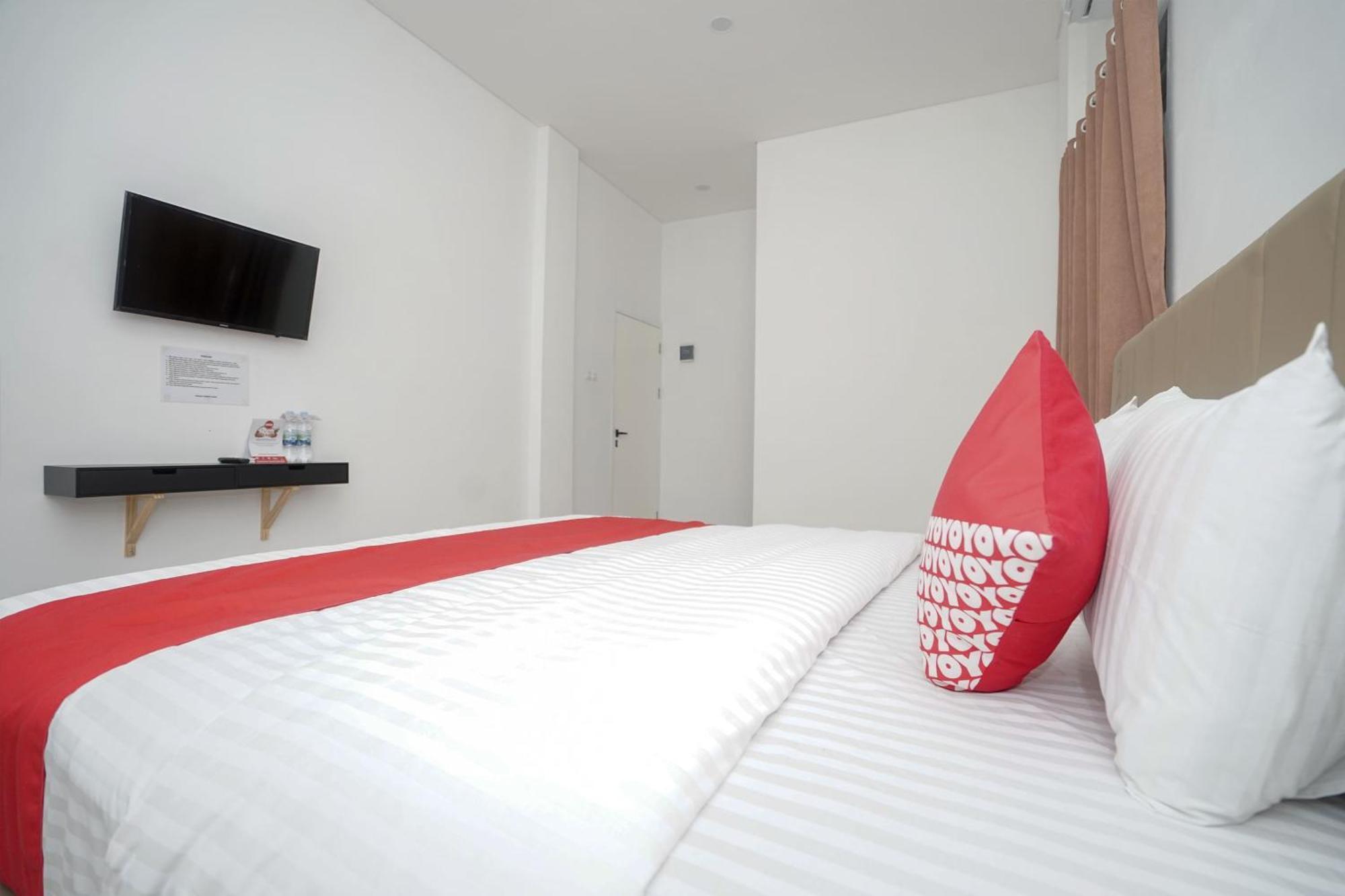 Hotel Oyo 443 Barlian Palembang